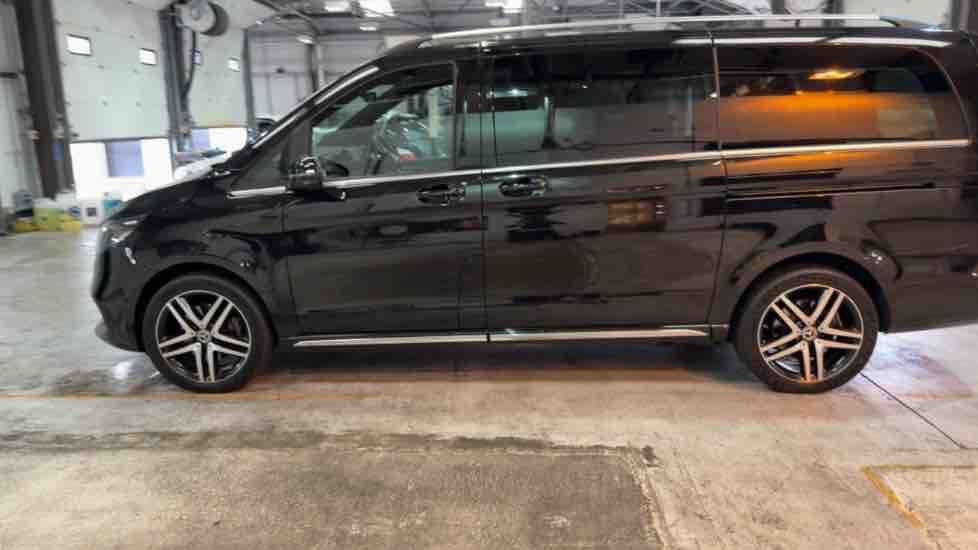 More views of Mercedes-Benz V Class