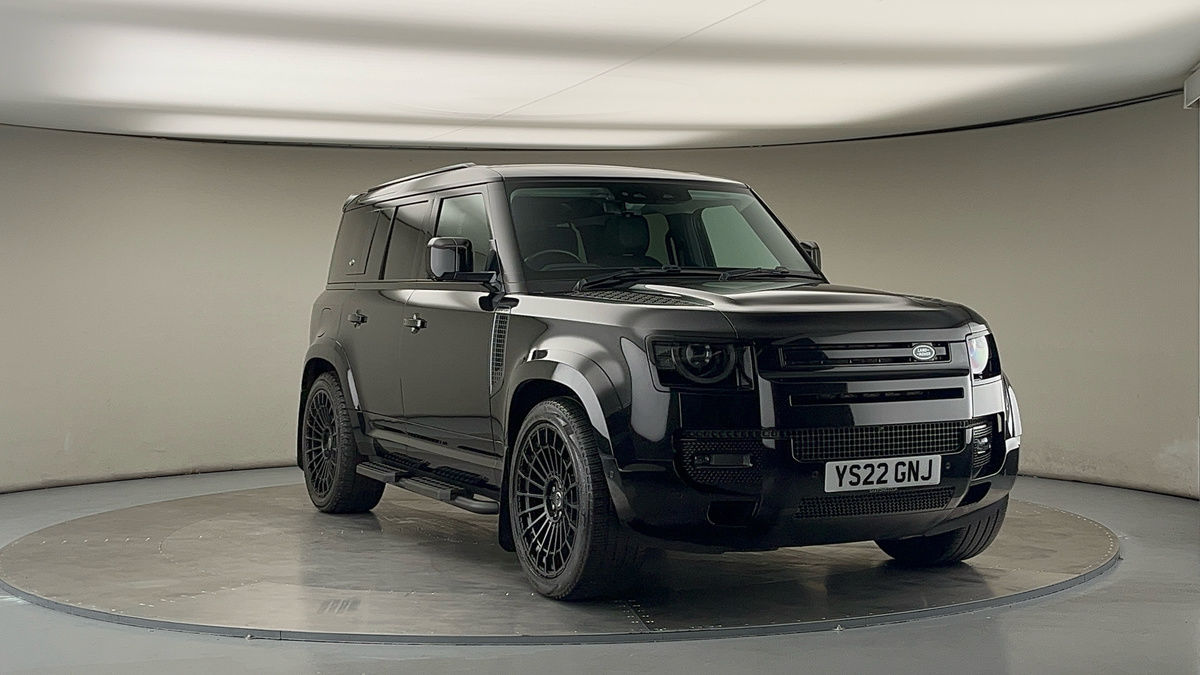 More views of Land Rover Defender 110