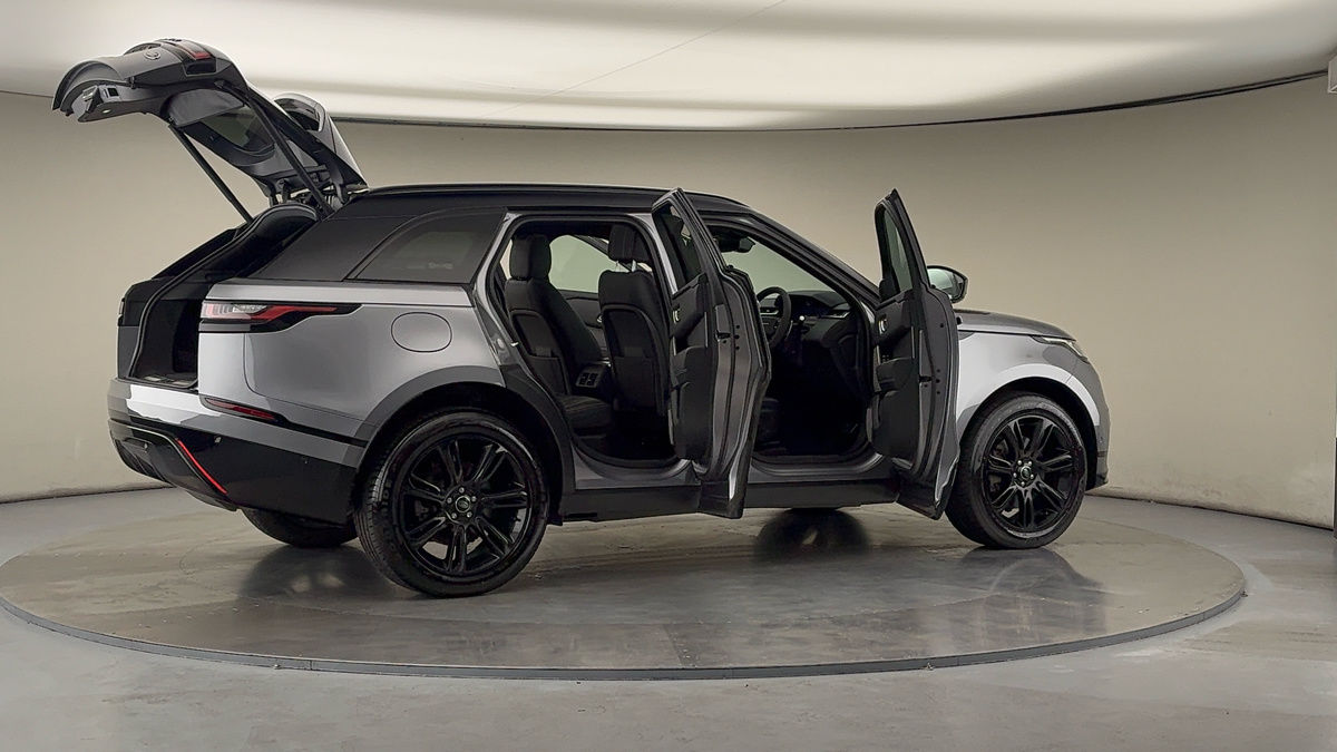 More views of Land Rover Range Rover Velar