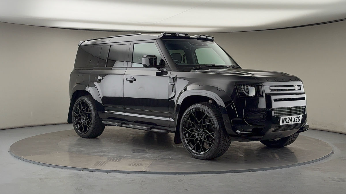 More views of Land Rover Defender 110