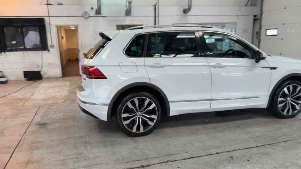 More views of Volkswagen Tiguan