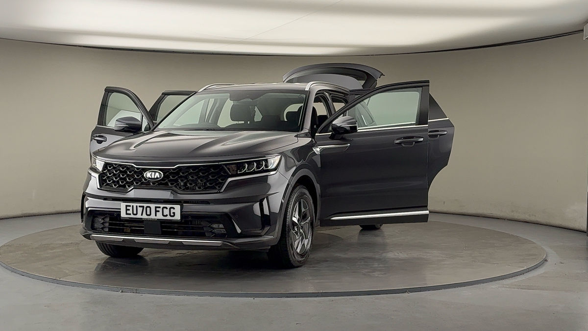 More views of Kia Sorento