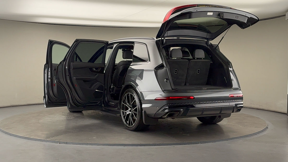 Audi Q7 Image 23