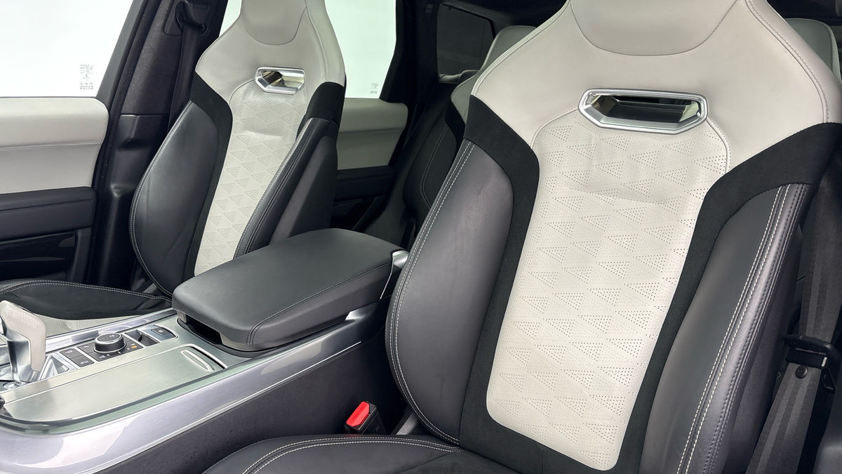 Land Rover Range Rover Sport Image 7