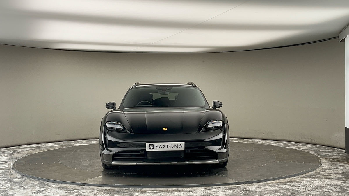Porsche Taycan Image 22