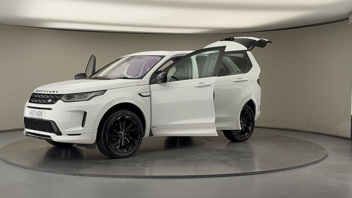 Land Rover Discovery Sport Image 22