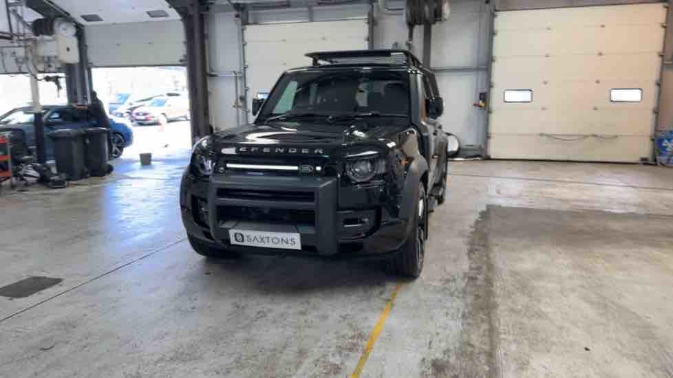 More views of Land Rover Defender 110