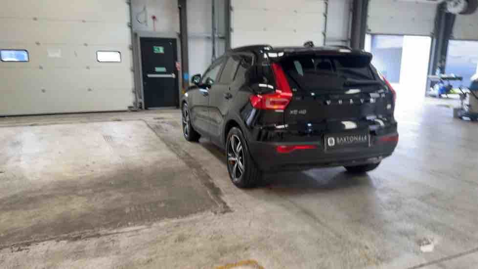 More views of Volvo XC40
