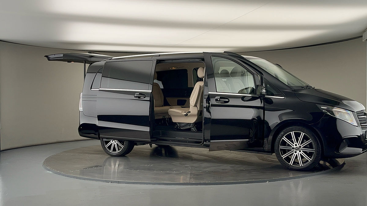 More views of Mercedes-Benz V Class