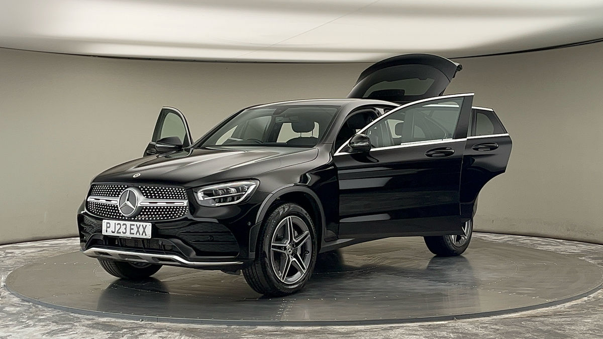 More views of Mercedes-Benz GLC