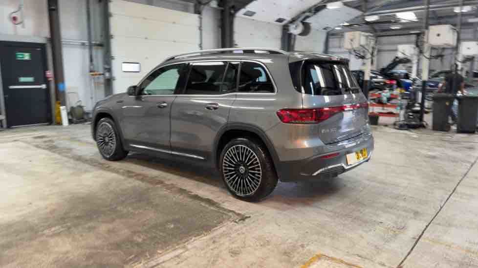 More views of Mercedes-Benz EQB