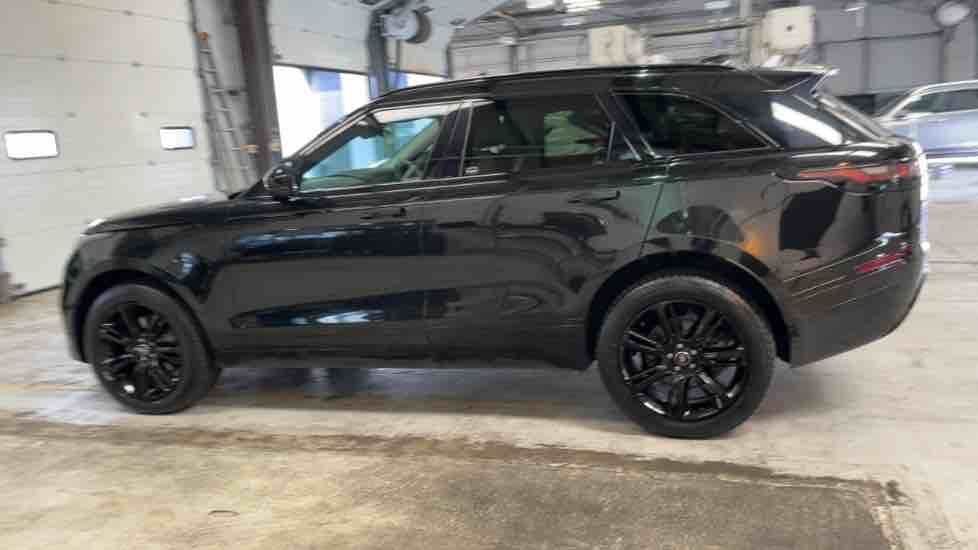 More views of Land Rover Range Rover Velar