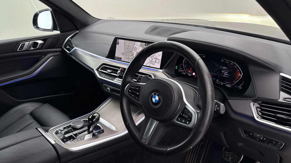 BMW X5 Image 5