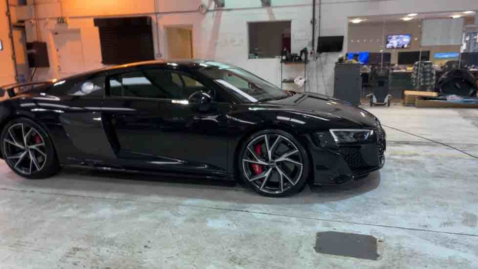 More views of Audi R8