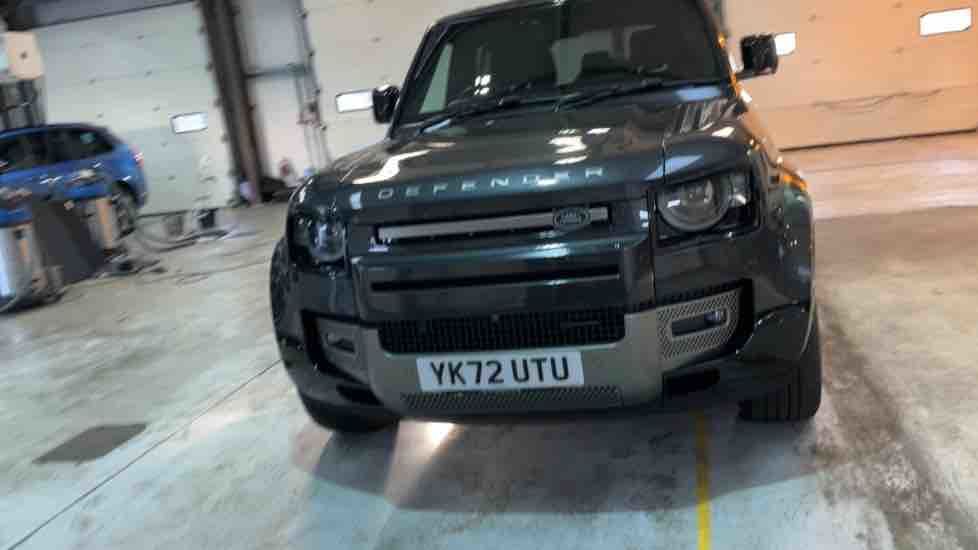 More views of Land Rover Defender 110