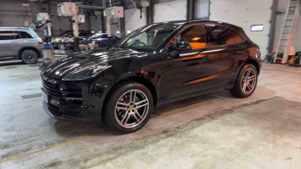 More views of Porsche Macan
