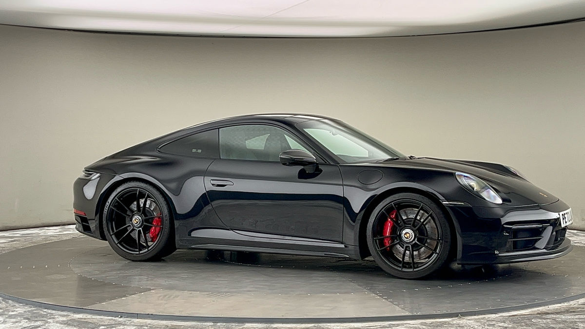 More views of Porsche 911