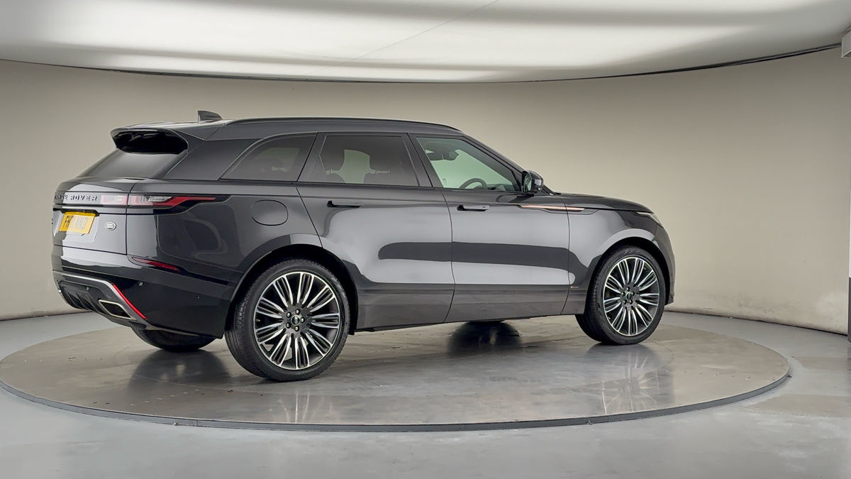 More views of Land Rover Range Rover Velar