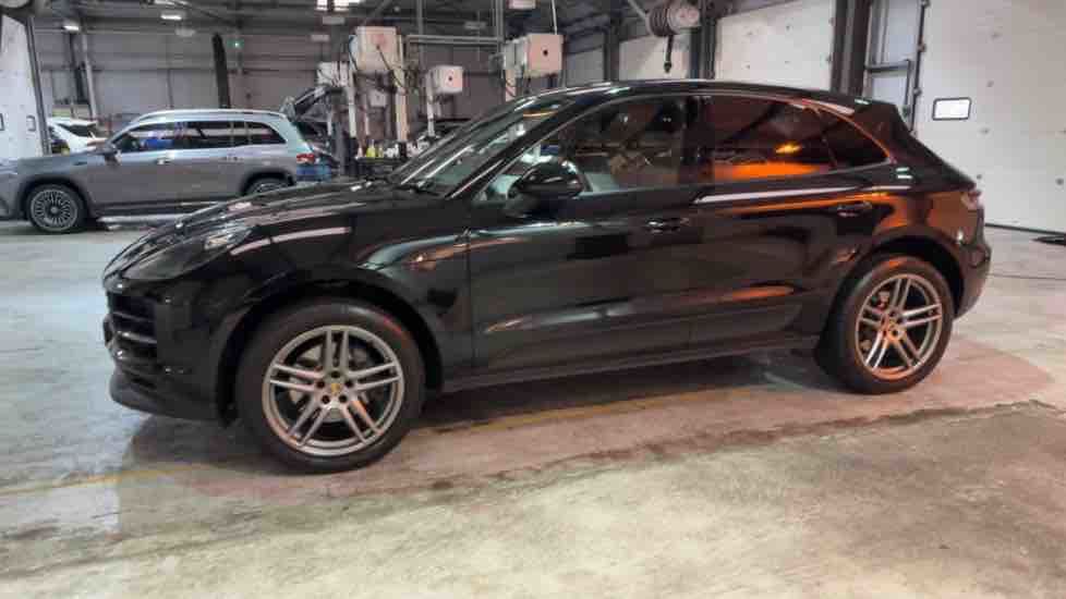 More views of Porsche Macan