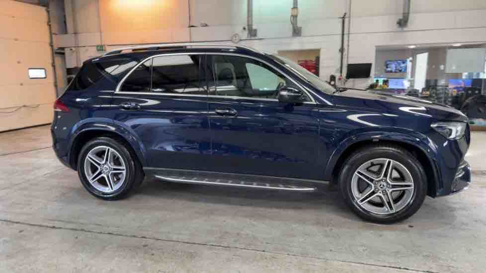 More views of Mercedes-Benz GLE