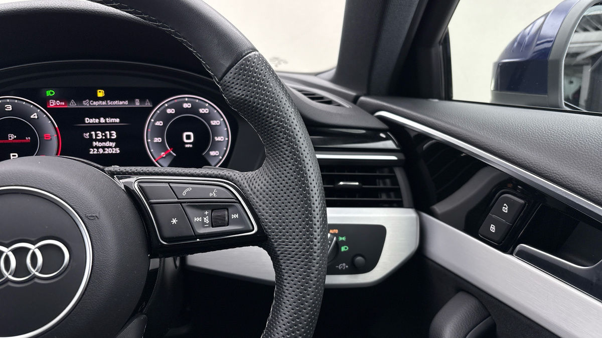 Audi A4 Avant Image 14