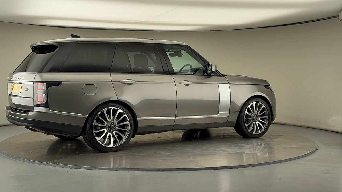 More views of Land Rover Range Rover