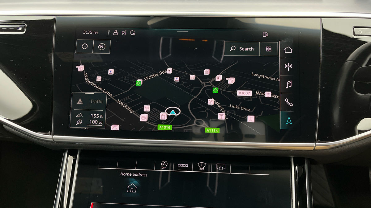 Audi A8 Image 17