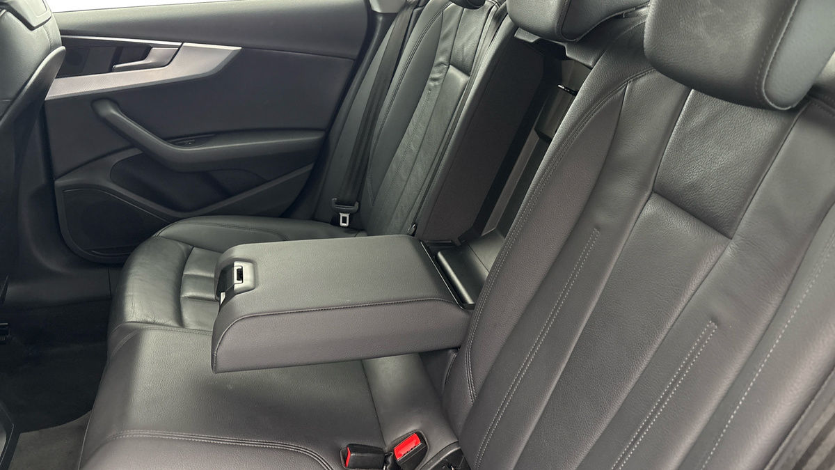 Audi A5 Image 9