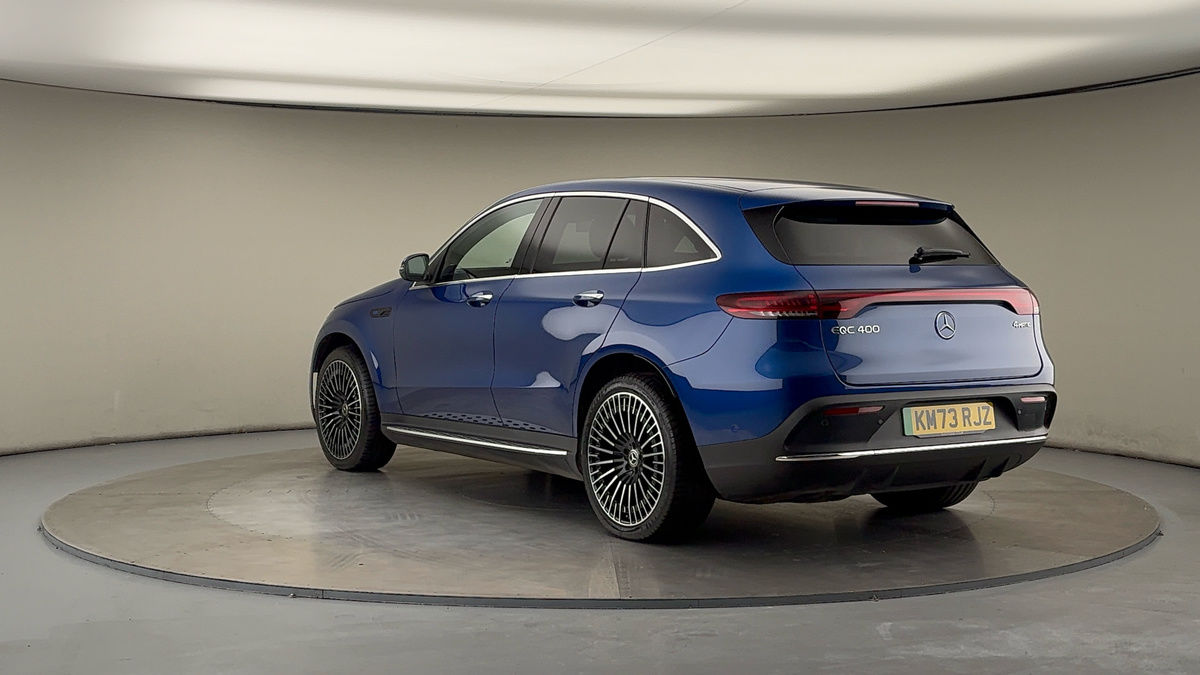 Mercedes-Benz EQC Image 2