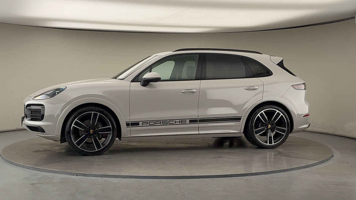 More views of Porsche Cayenne