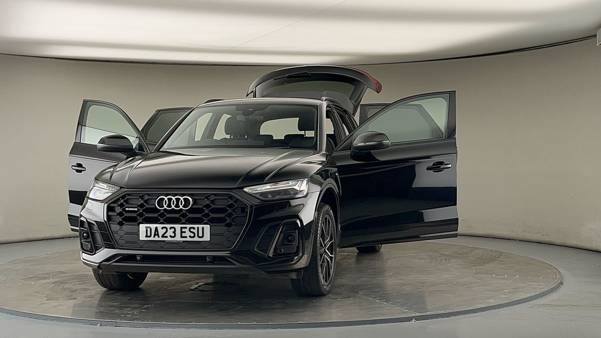 More views of Audi Q5