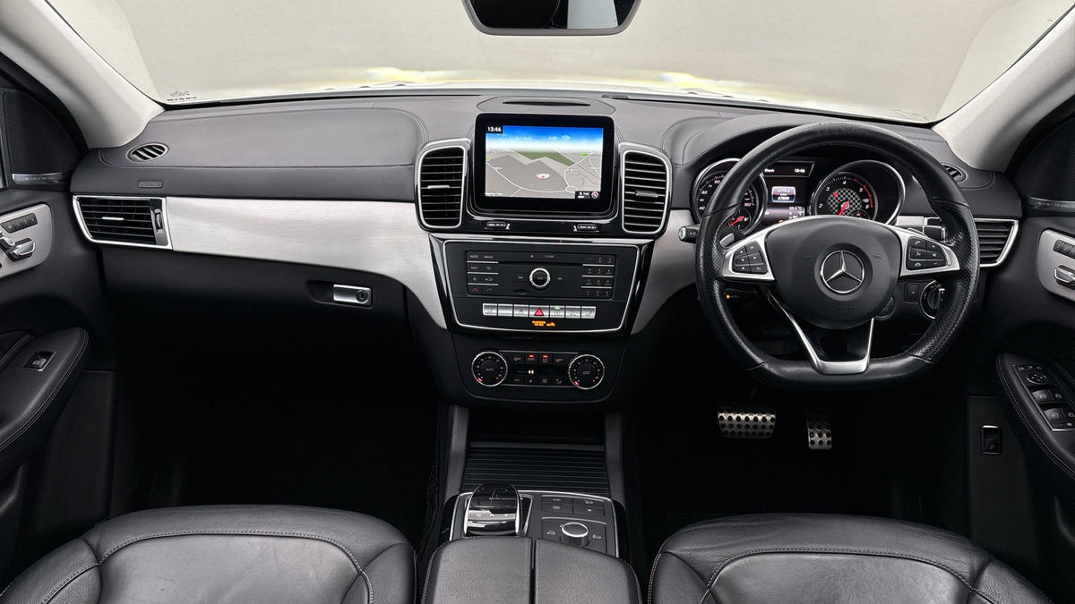 Mercedes-Benz GLE Image 12