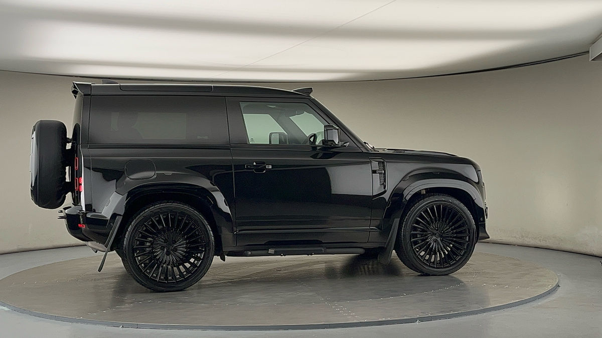 More views of Land Rover Defender 90