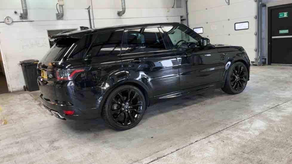 More views of Land Rover Range Rover Sport