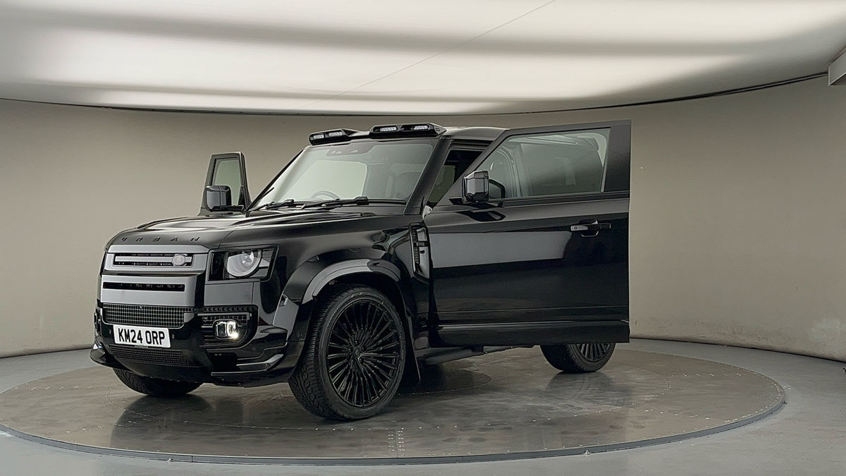 Land Rover Defender 90 Urban Image 22