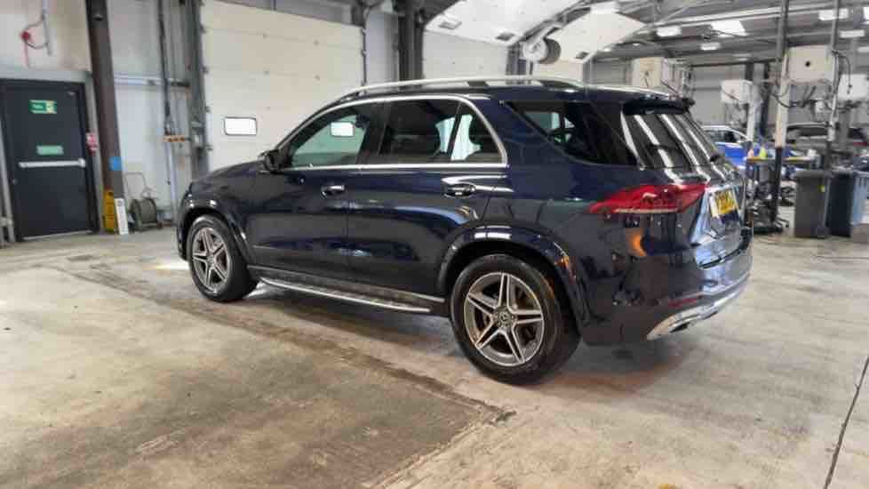 More views of Mercedes-Benz GLE