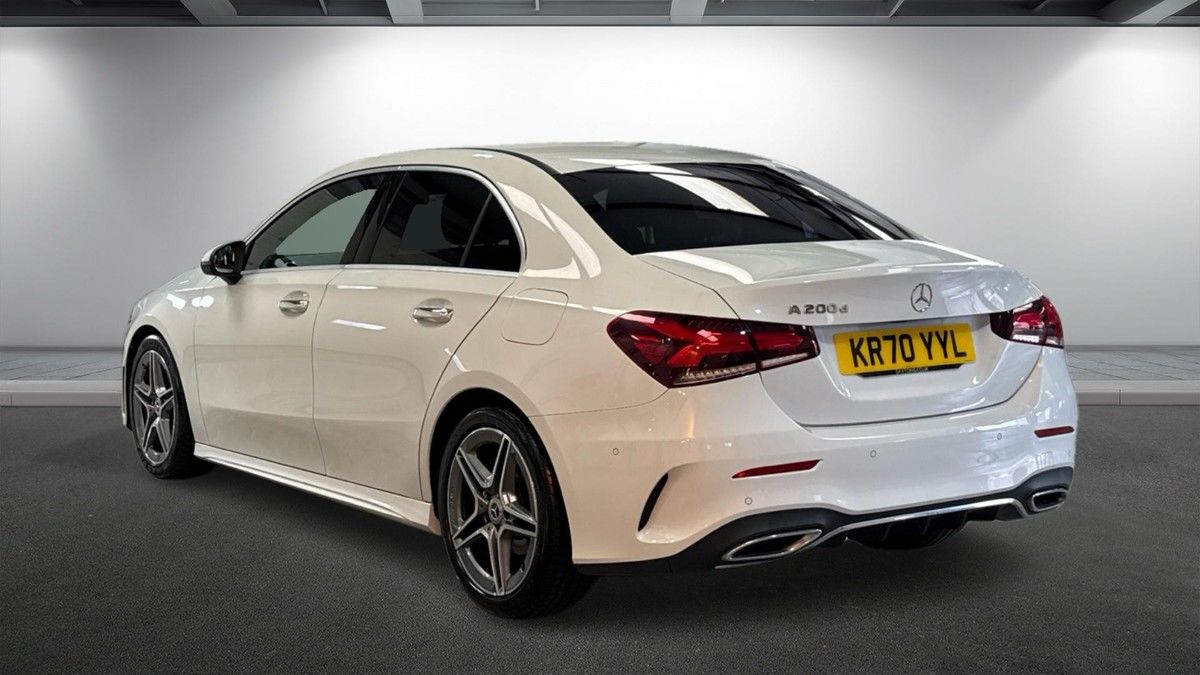 Mercedes-Benz A Class Image 2