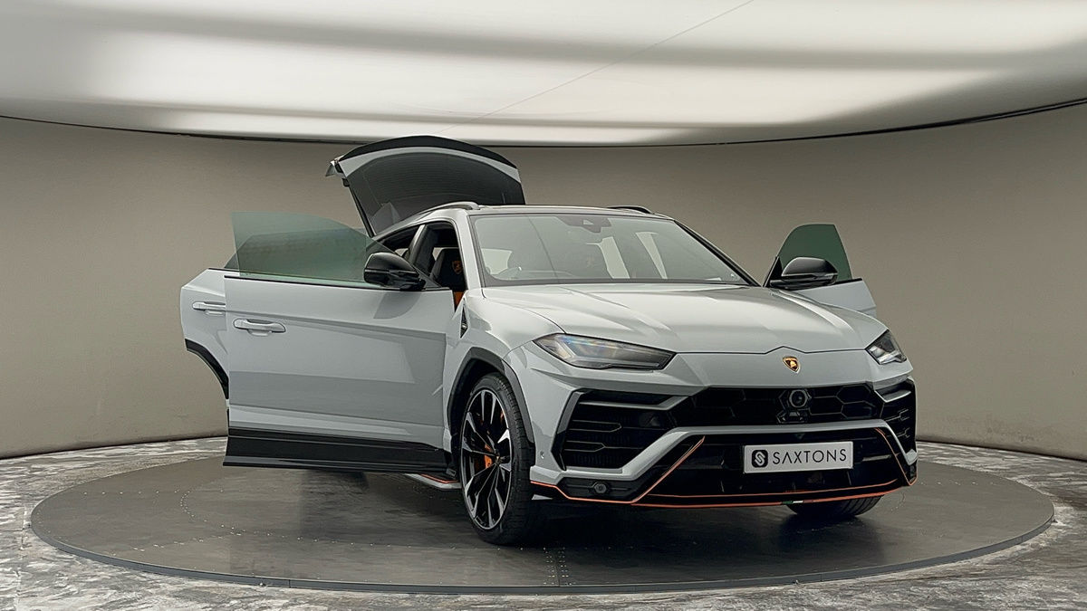 More views of Lamborghini Urus