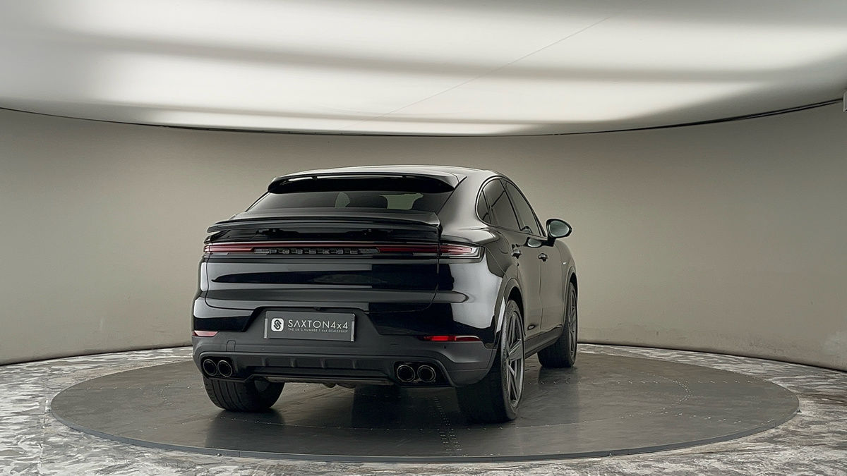 More views of Porsche Cayenne