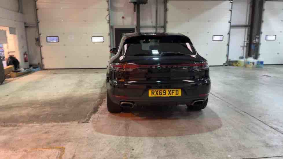 More views of Porsche Macan