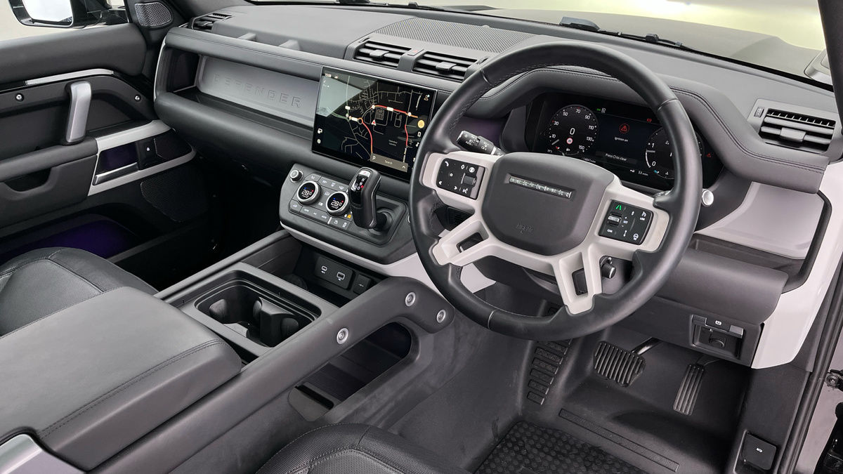 Land Rover Defender 90 Urban Image 5