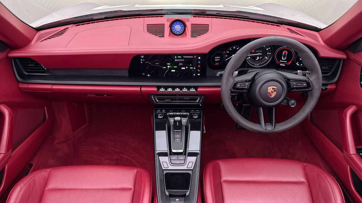 Porsche 911 Image 12