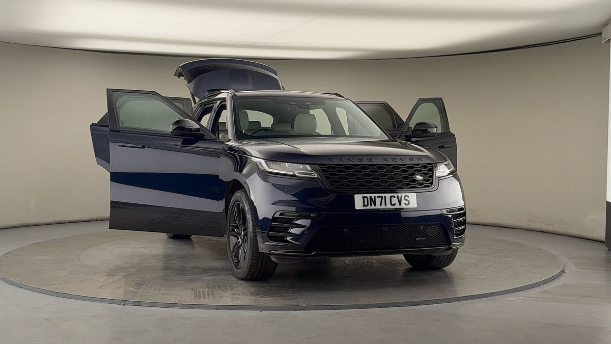 More views of Land Rover Range Rover Velar