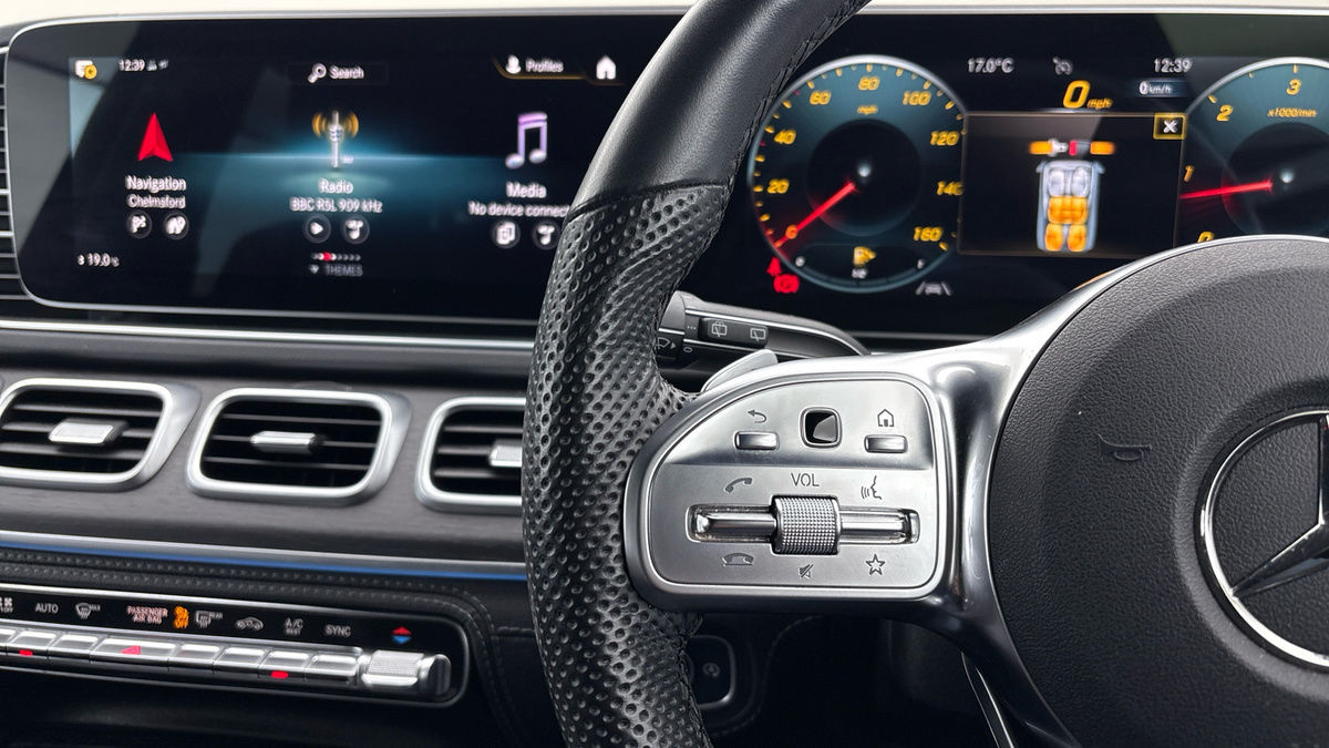 Mercedes-Benz GLE Image 13