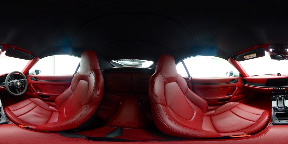 More views of Porsche 911