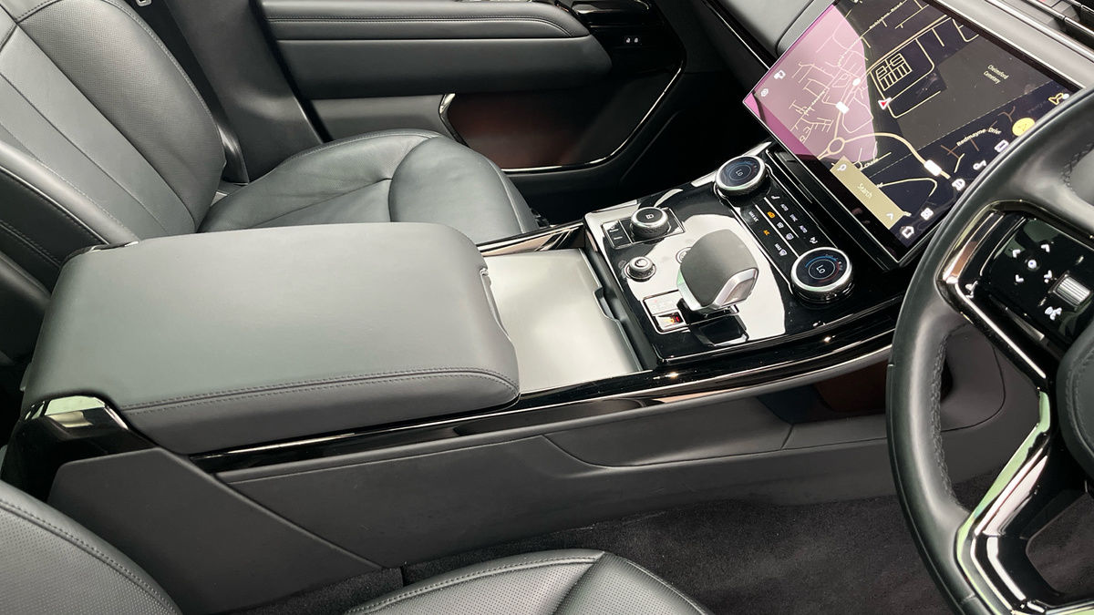 Land Rover Range Rover Sport Urban Image 18