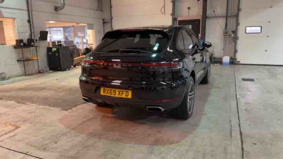 More views of Porsche Macan