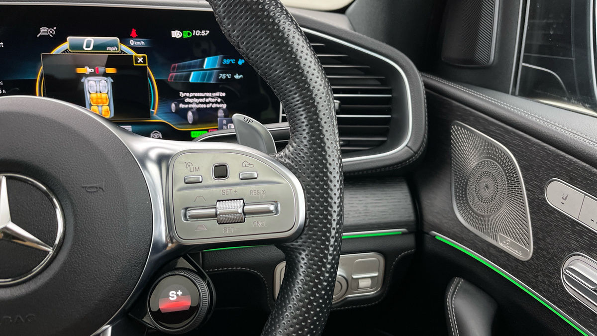 Mercedes-Benz GLE Image 14