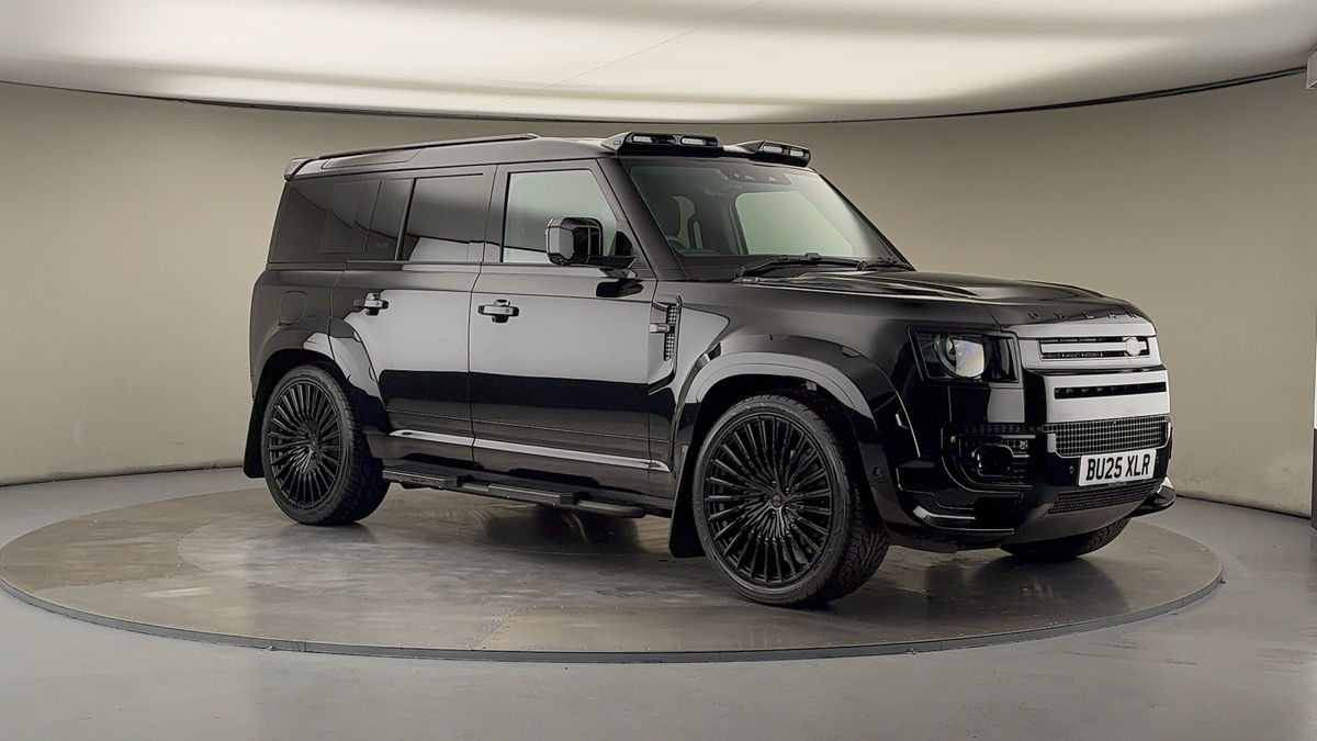 More views of Land Rover Defender 110