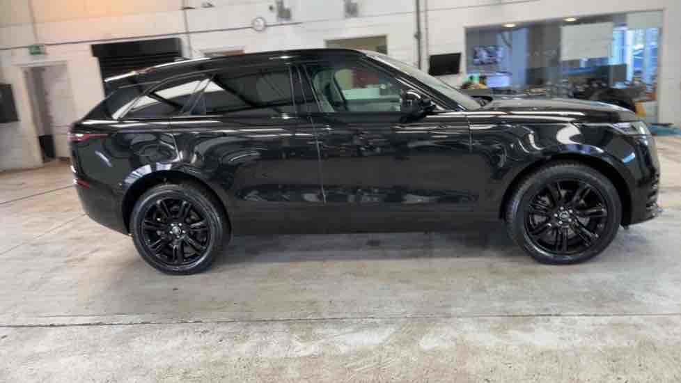 More views of Land Rover Range Rover Velar
